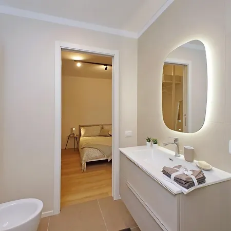 Charm San Giovanni Рим
